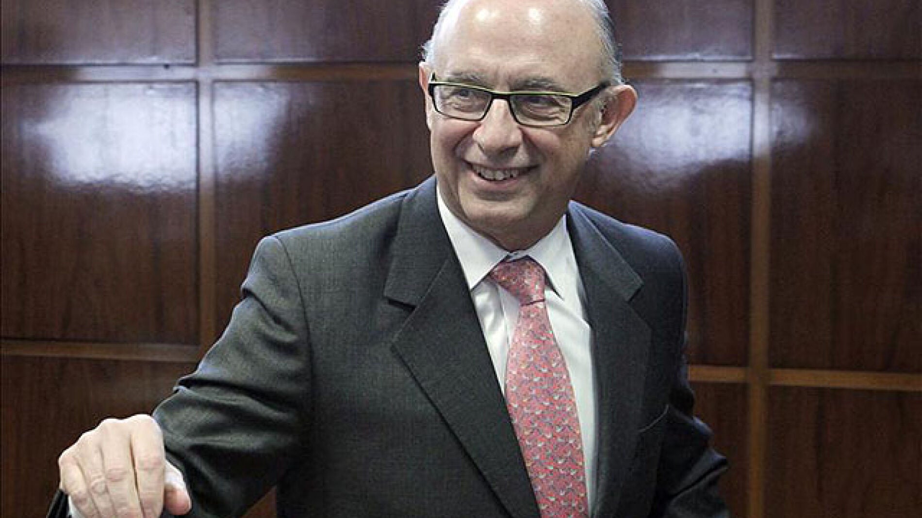 Crist&oacute;bal Montoro, ministro de Hacienda