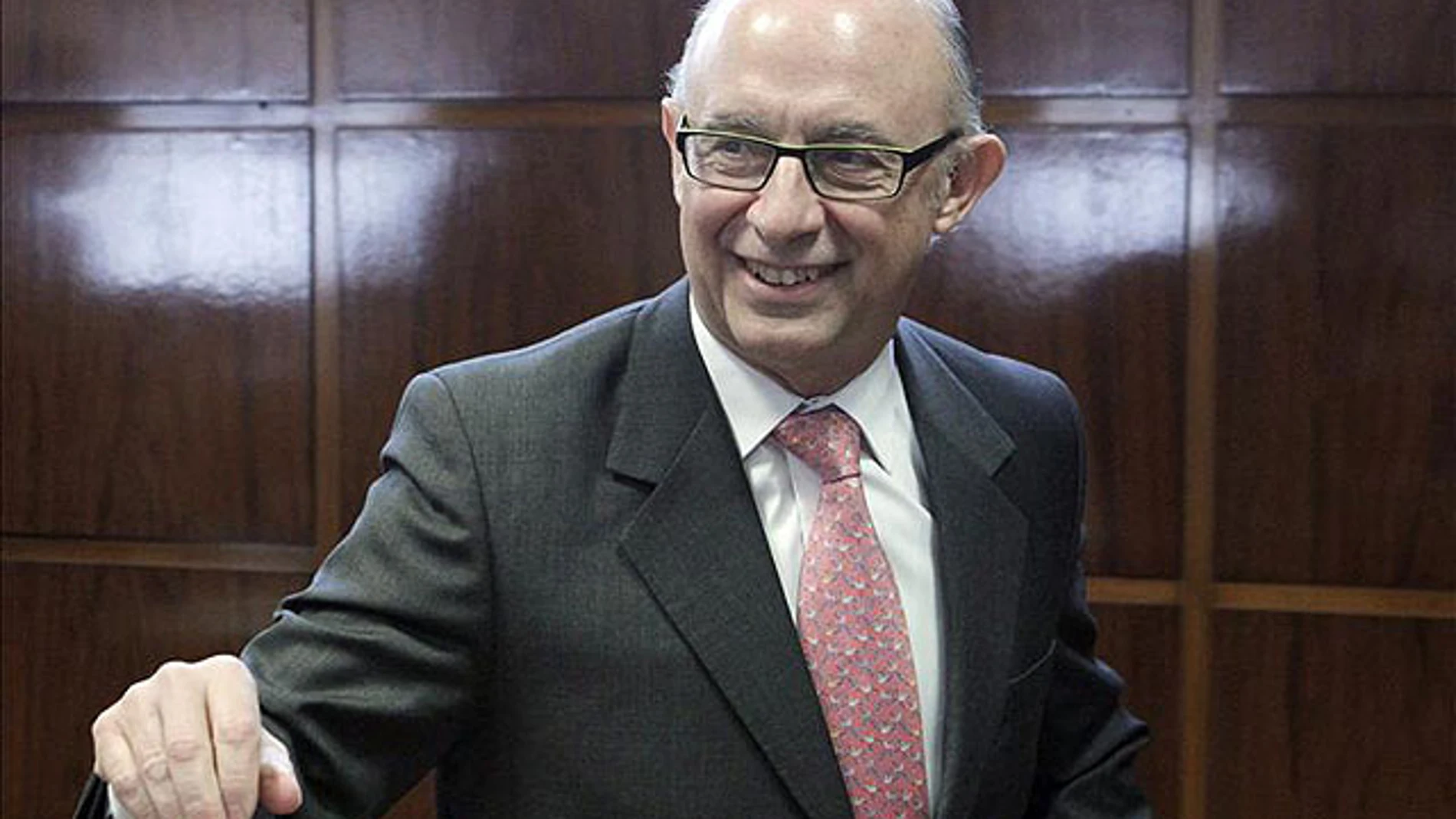 Cristóbal Montoro, ministro de Hacienda Cristóbal Montoro, ministro de Hacienda
