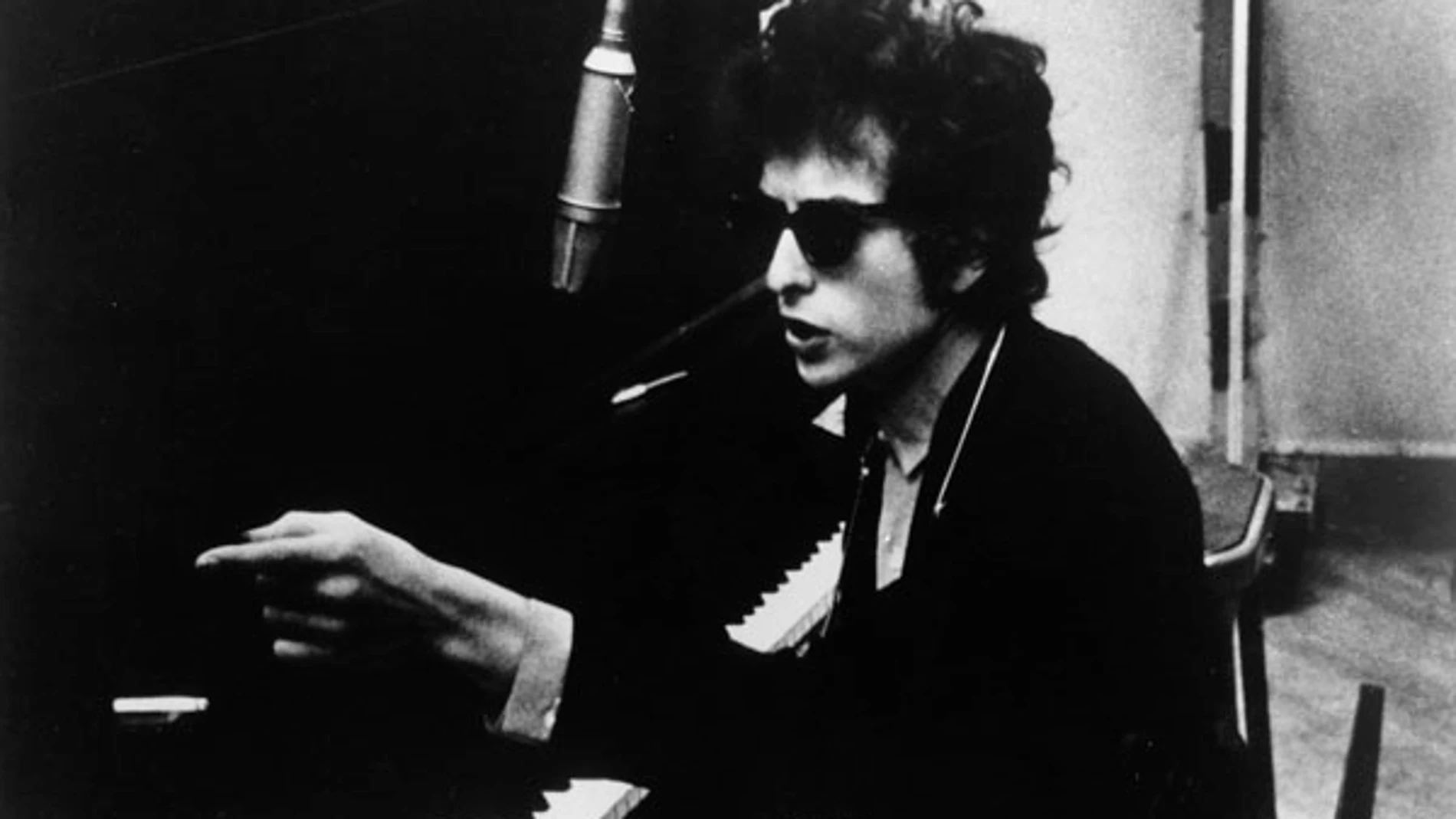 Imagen de archivo del músico Bob Dylan en su juventud. Imagen de archivo del músico Bob Dylan en su juventud.