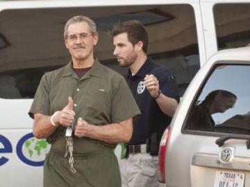 Allen Stanford a su llegada a los juzgados