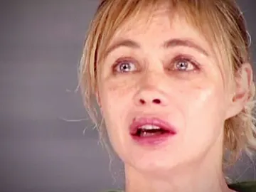 La actriz francesa Emmanuelle Béart La actriz francesa Emmanuelle Béart