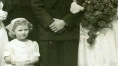 Se casó con su esposa fingiendo ser su gemelo y 60 años después, continúan juntos