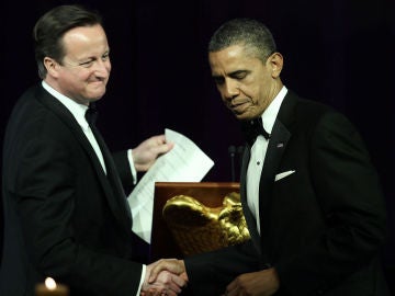 Barack Obama junto a David Cameron