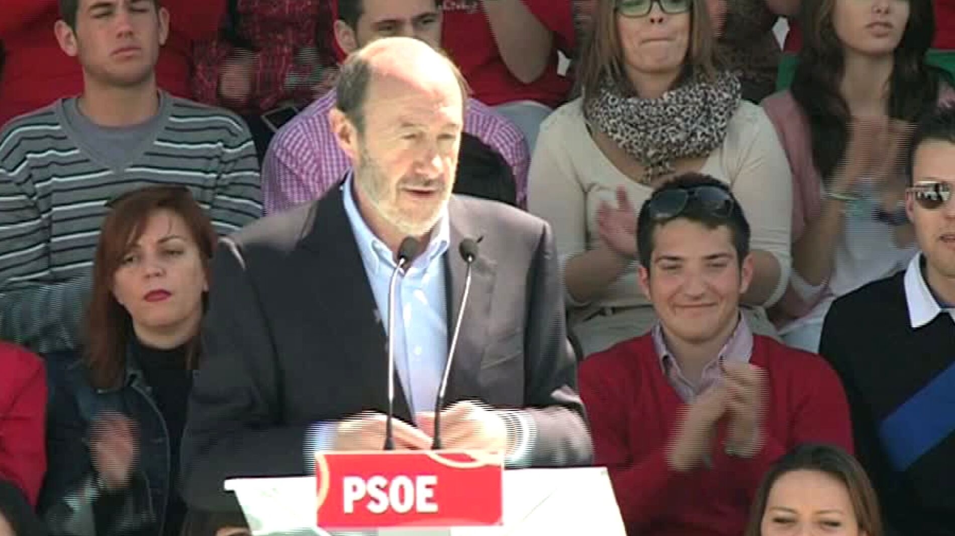 Rubalcaba advierte que Rajoy pondr&aacute; el copago porque "solo hace lo que no le gusta"