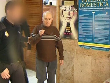 Juzgado un hombre de 83 años que atenta contra la vida de su médico 