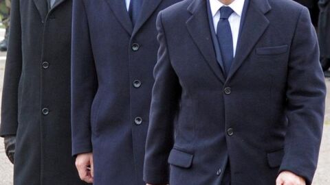 Nicol&aacute;s Sarkozy junto a los ministros de Defensa e Interior