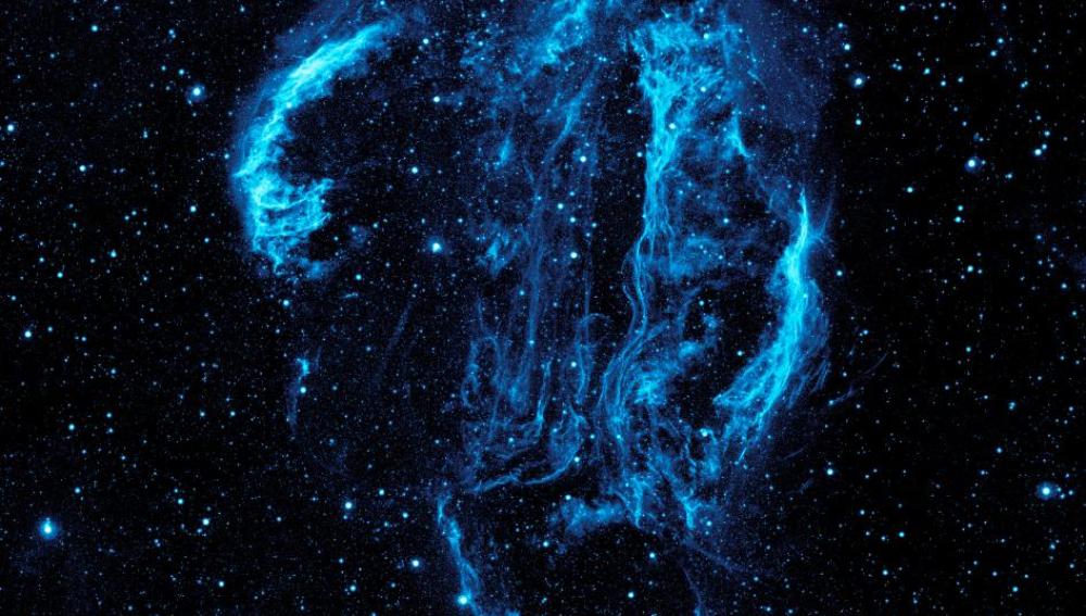 Imagen con ultravioleta de la nebulosa Cygnus Loop