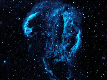 Imagen con ultravioleta de la nebulosa Cygnus Loop Imagen con ultravioleta de la nebulosa Cygnus Loop
