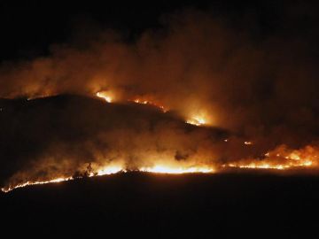 Vista desde el municipio de Socabarga del incendio