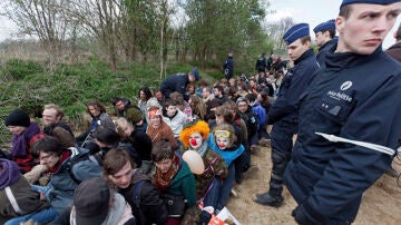 Manifestación junto a la sede de la OTAN en Bruselas