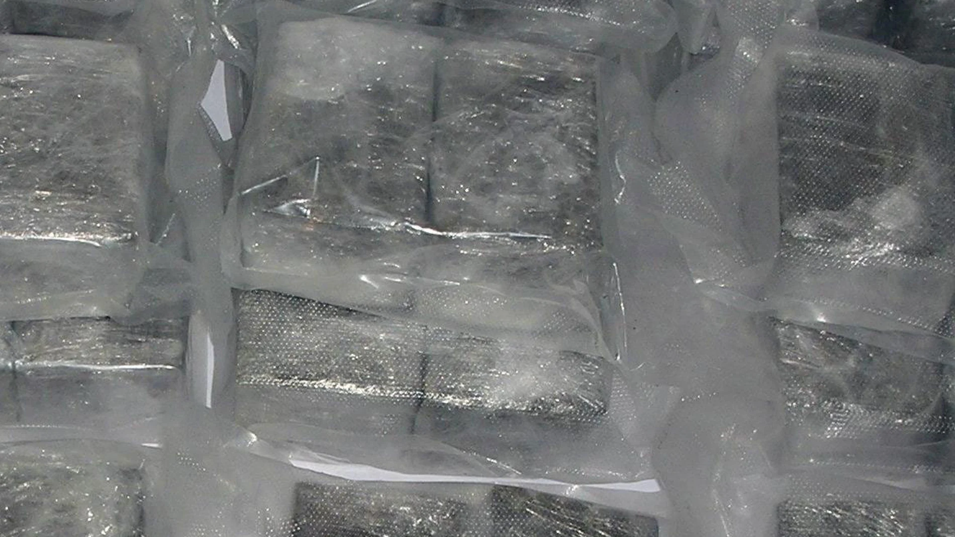 Alijo de cocaína y hachís Alijo de cocaína y hachís