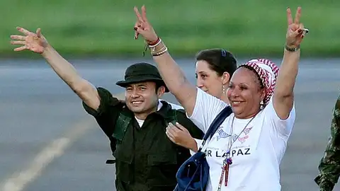 El rehén liberado César Augusto Lasso El rehén liberado César Augusto Lasso