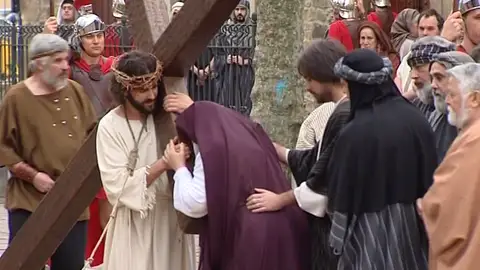 Balmaseda rememora el Vía Crucis de Jesús con su Pasión viviente Balmaseda rememora el Vía Crucis de Jesús con su Pasión viviente
