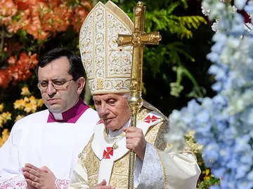 Benedicto XVI, en la misa del Domingo de Resurrección Benedicto XVI, en la misa del Domingo de Resurrección