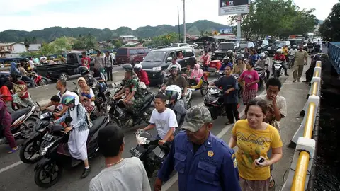 Imagen de la evacuación en Indonesia por el terremoto Imagen de la evacuación en Indonesia por el terremoto