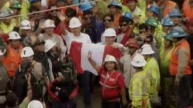 Rescatados los nueve mineros peruanos atrapados por un derrumbe