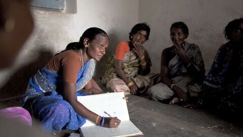 Exposici&oacute;n de la Fundaci&oacute;n Vicente Ferrer sobre 40 a&ntilde;os de trabajo en la India 