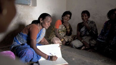 Exposición de la Fundación Vicente Ferrer sobre 40 años de trabajo en la India