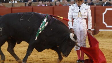 Bolívar salva una tarde gris ante una mansa de 'Lamaza'