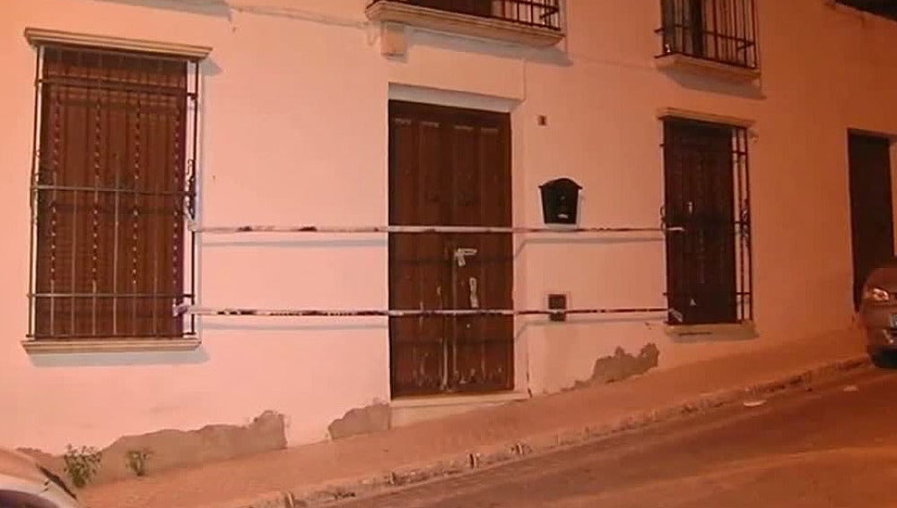 Hallada muerta en su casa una mujer de 26 años