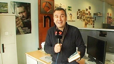 Roberto Brasero comparte con los internautas el libro: 'Todo es silencio'