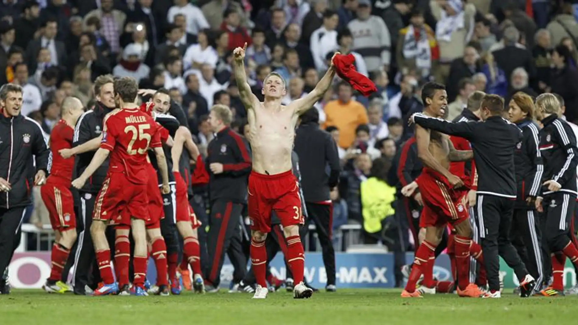 El Bayern celebra el pase a semifinañes