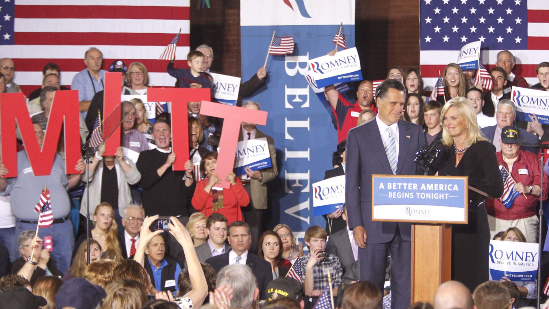 Mitt Romney gana en cinco estados