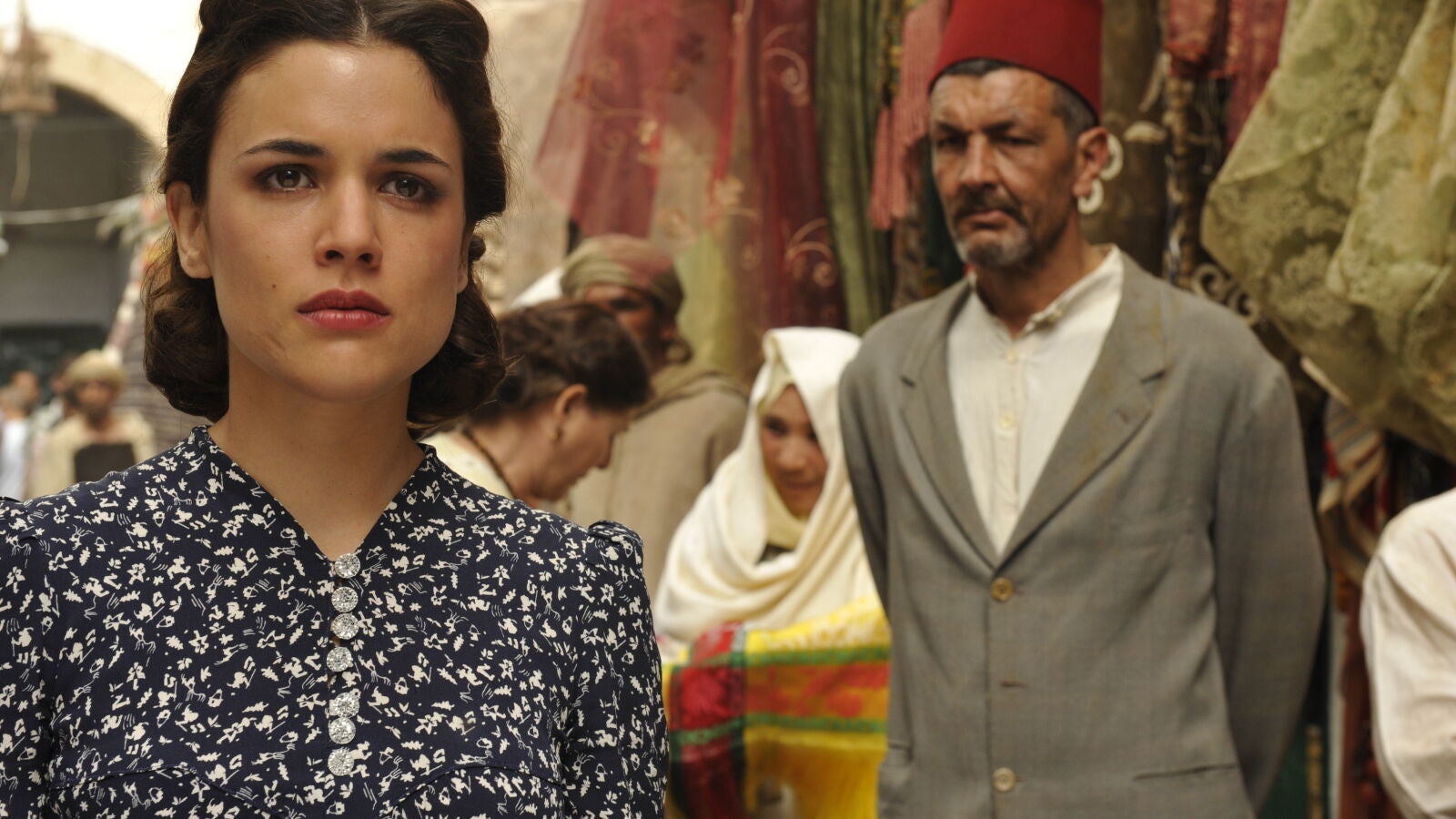 'El tiempo entre costuras' lidera en su estreno en Italia 
