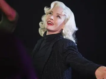 Uma Thurman es Marilyn Monroe Uma Thurman es Marilyn Monroe
