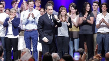 Nicolas Sarkozy durante el mitin electoral
