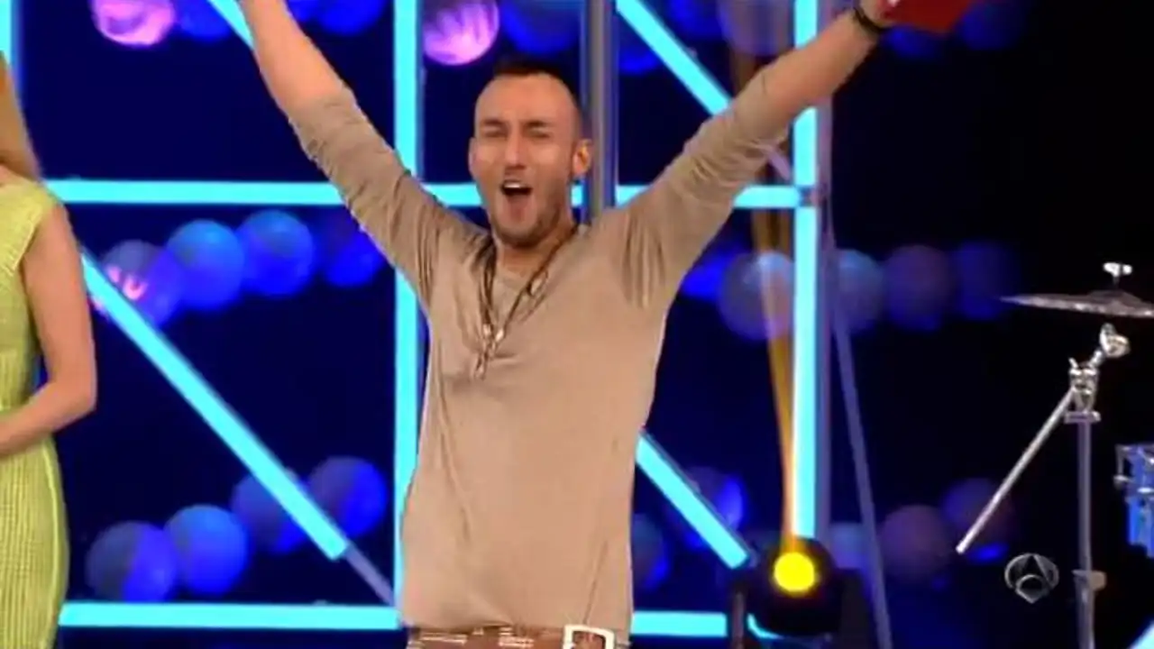 Gala 6 I Jadel blindado por cantar en la calle