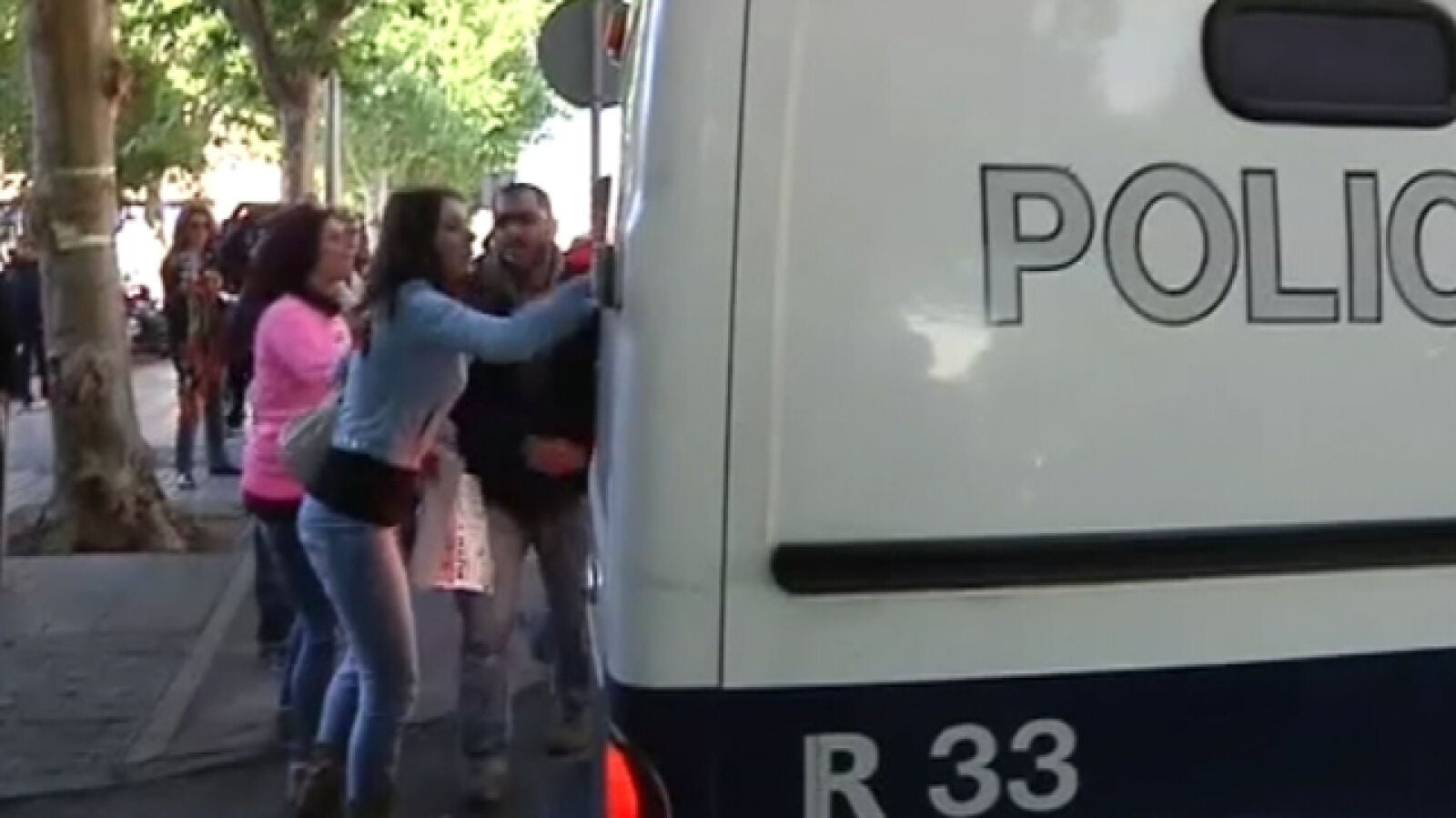 Los padres de José Bretón, increpados a la entrada a los juzgados de Córdoba