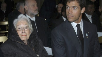 Emmanuelle Dampierre y su nieto Luis Alfonso de Borbón