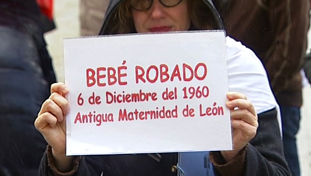 Manifestación en León por los bebés robados