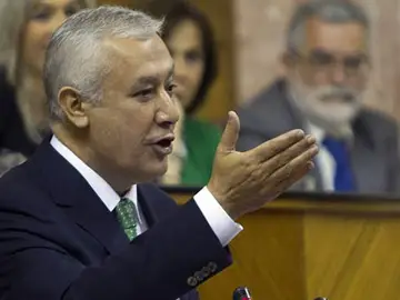 Javier Arenas, en la sesión de investidura Javier Arenas, en la sesión de investidura