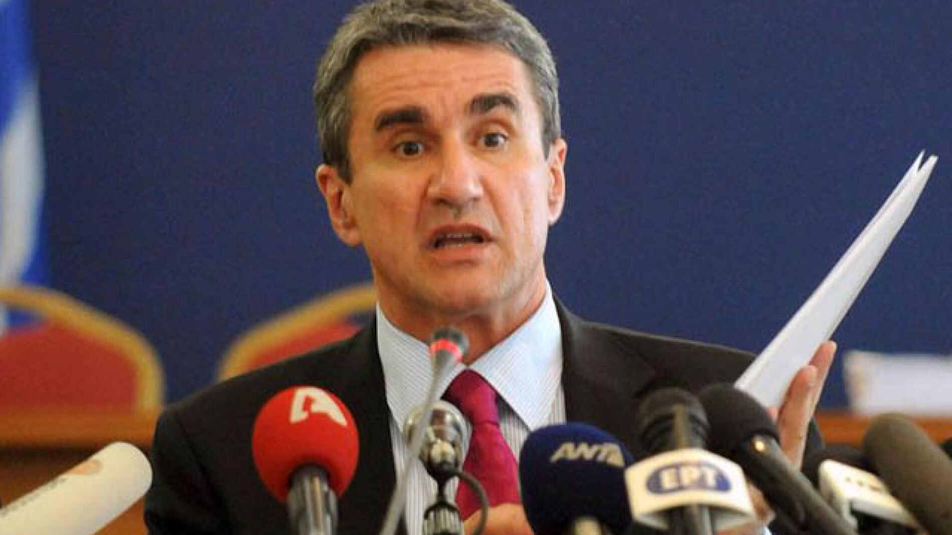 El ministro griego de Sanidad, Andreas Loverdos comparece para hablar de este asunto