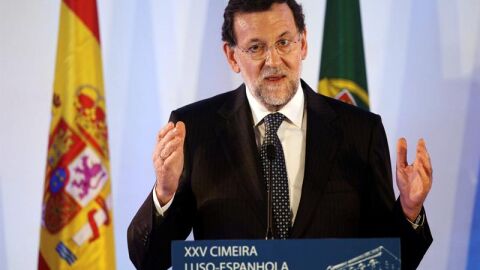 Mariano Rajoy, en una rueda de prensa en Portugal