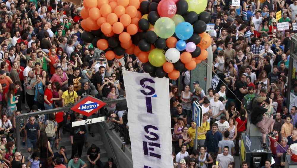 Integrantes del Movimiento 15M en la puerta del Sol