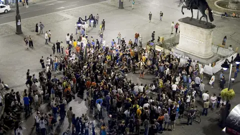 Aspecto de la Puerta del Sol tras la celebración de la asamblea Aspecto de la Puerta del Sol tras la celebración de la asamblea