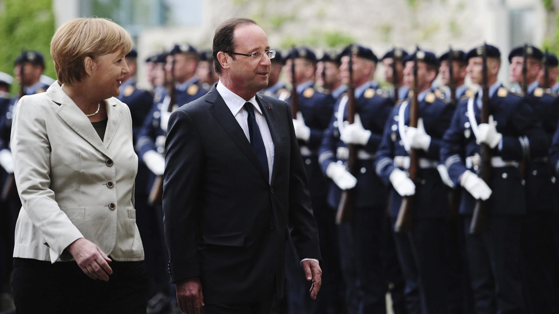 Merkel y Hollande, en Berlín Merkel y Hollande, en Berlín