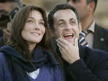 Nicolas Sarkozy y Carla Bruni Nicolas Sarkozy y Carla Bruni