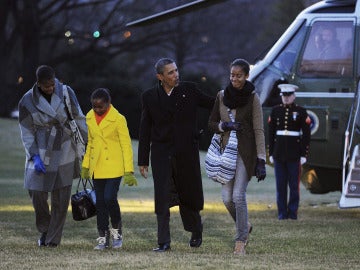 Barack Obama con su familia