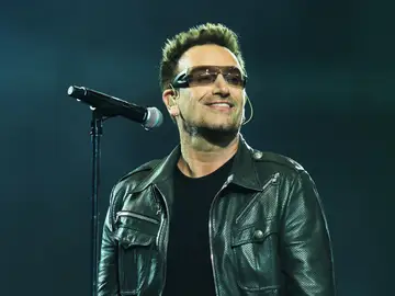El cantante de U2, Bono. El cantante de U2, Bono.