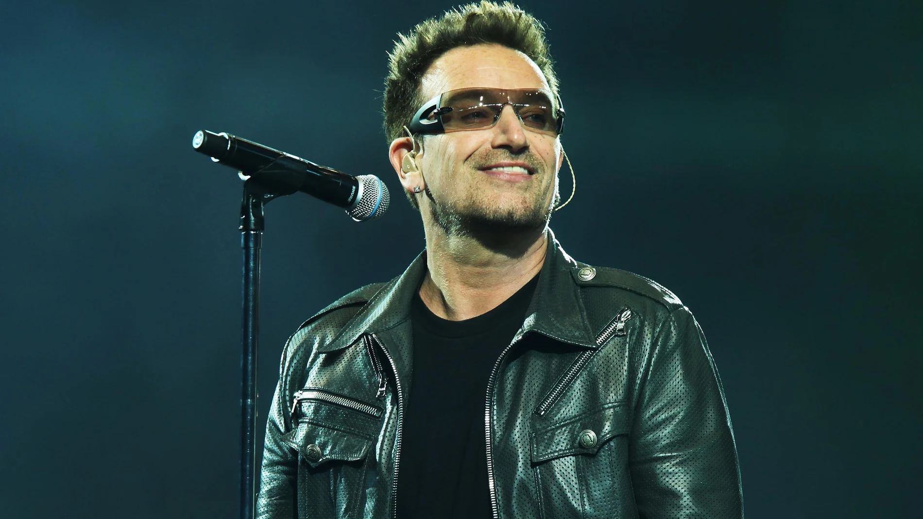El cantante de U2, Bono. El cantante de U2, Bono.
