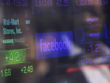 Facebook sale a bolsa Facebook sale a bolsa