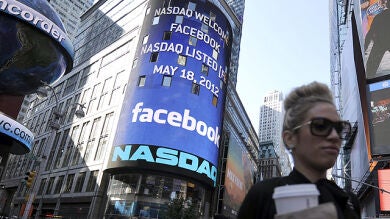 Facebook sopesa dejar el Nasdaq una semana después de su estreno en bolsa