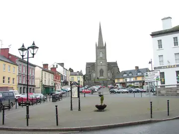 Plaza de Clones en Irlanda Plaza de Clones en Irlanda