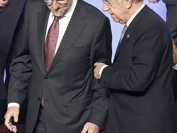 Mariano Rajoy junto a Mario Monti Mariano Rajoy junto a Mario Monti