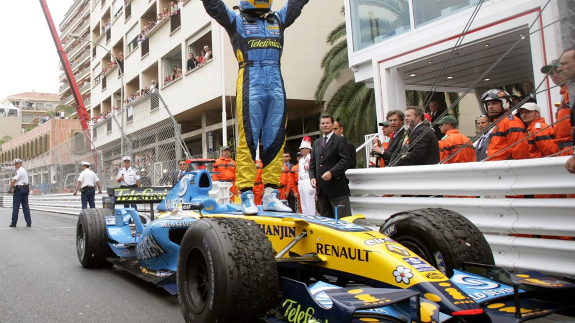 Alonso venció en 2006 con Renault Alonso venció en 2006 con Renault