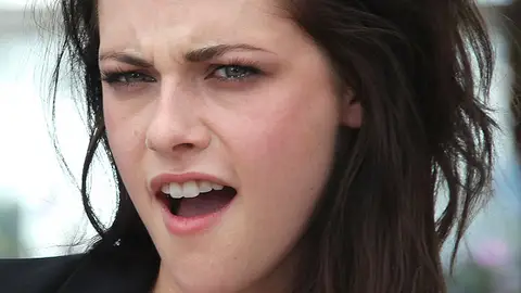 Kristen Stewart, con un divertido primer plano Kristen Stewart, con un divertido primer plano